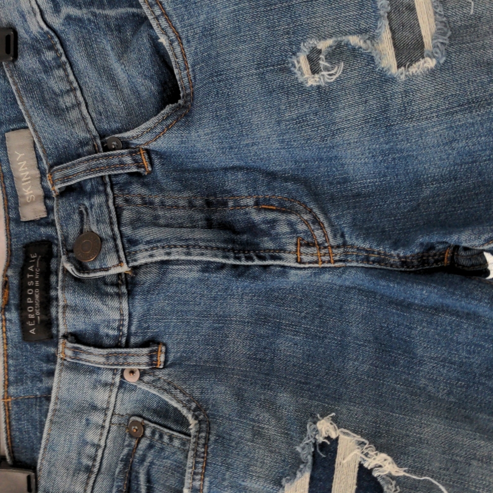 Jeans - Picture 2 of 3